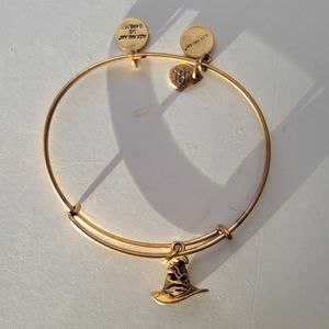 Harry Potter Sorting Hat Bracelet